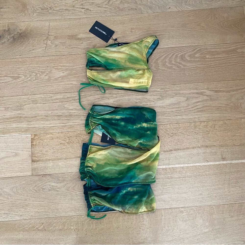 Pretty Little Thing - Abstract Ombré Burnout Ruched Side Beach Set in Green